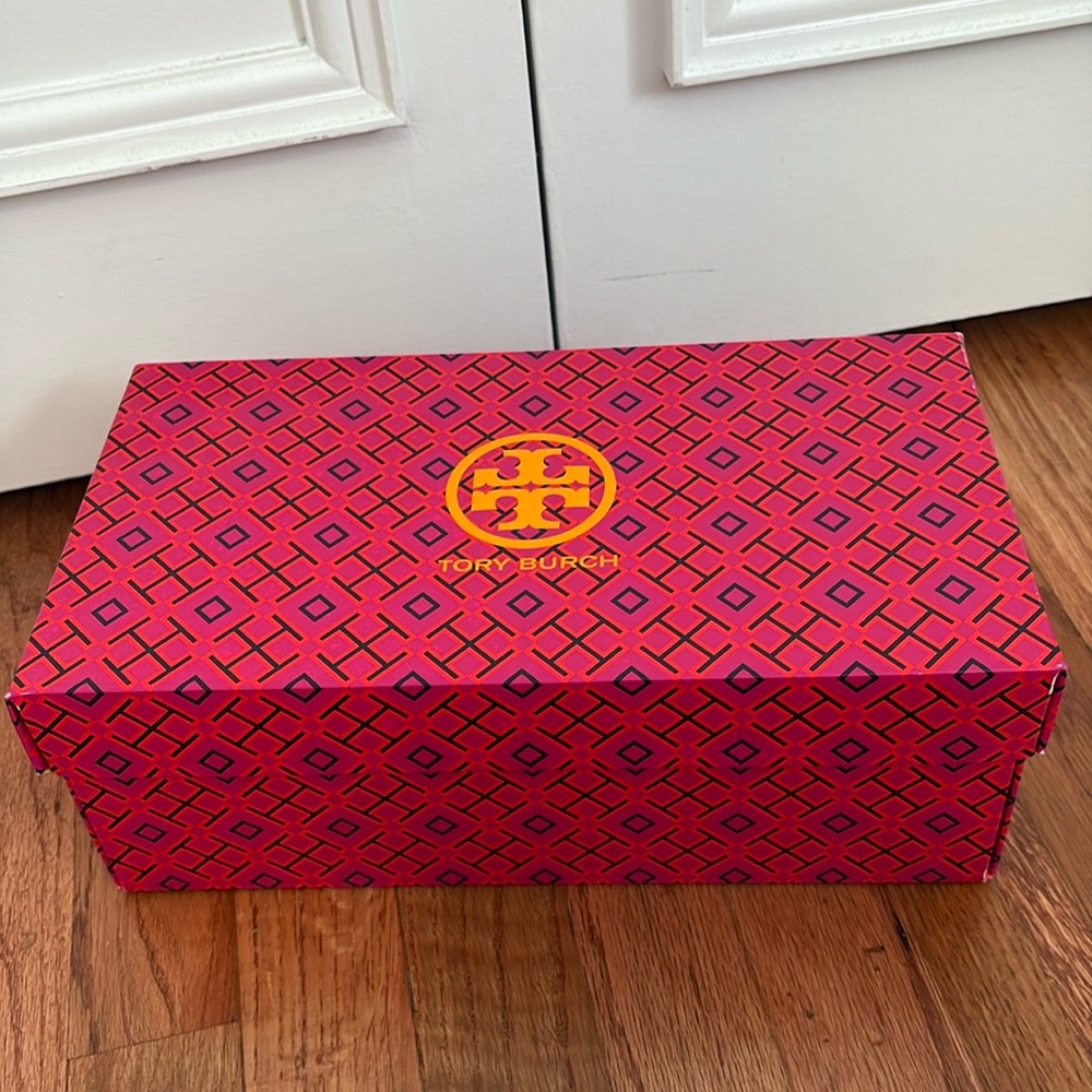 TORY BURCH SHOEBOX